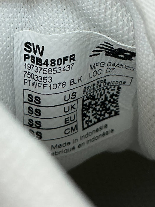 Tenis para niño 5.5 (NEW BALANCE)