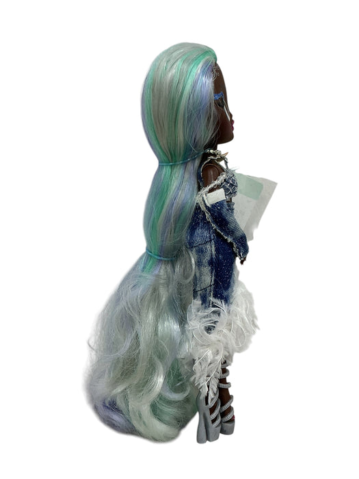 Snowlicious (L.O.L. SURPRISE!)