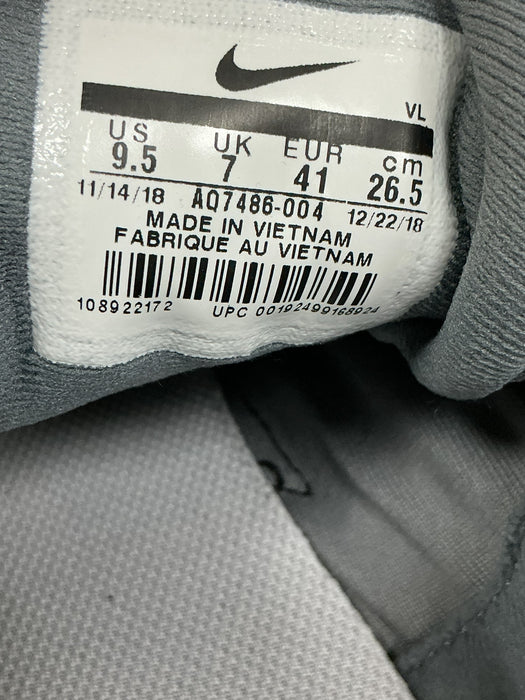 Tenis 9.5 (NIKE)
