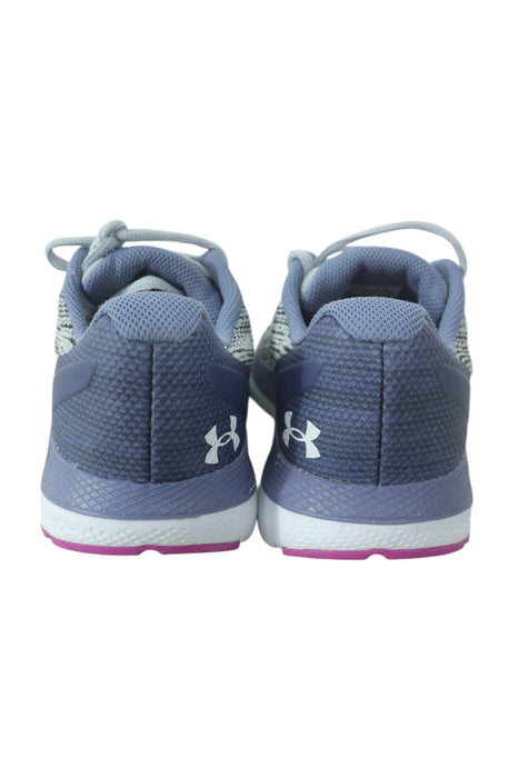 Tenis 8 (UNDER ARMOUR)