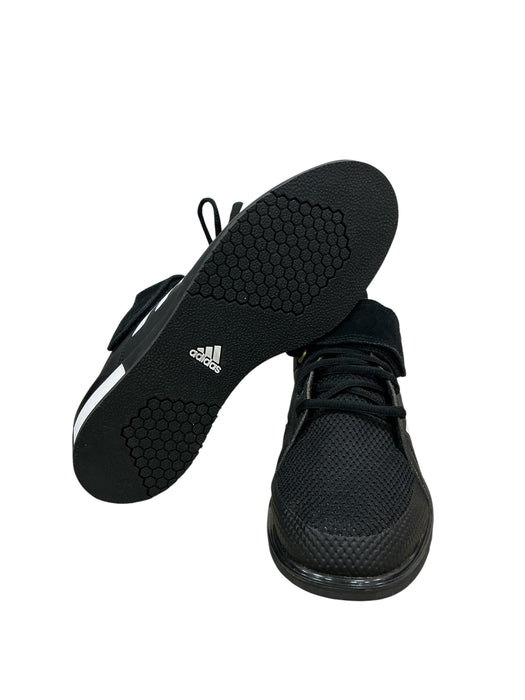 Tenis 8 (ADIDAS)