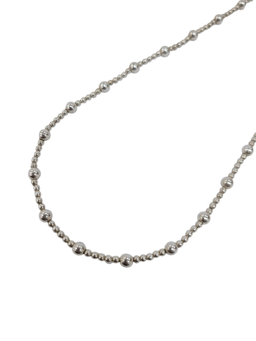 Collar de plata