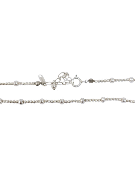 Collar de plata