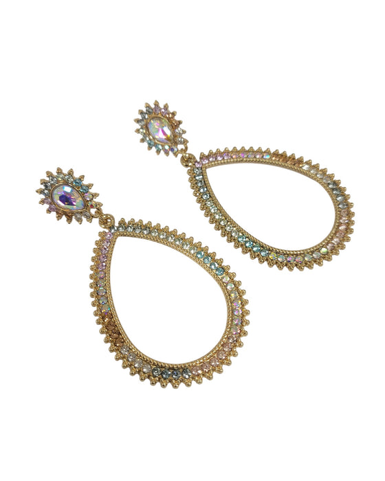 Aretes de fantasía (CHRISTIAN SIRIANO)