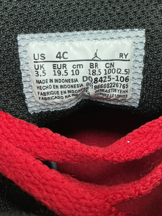 Tenis para bebé 4C  (JORDAN)