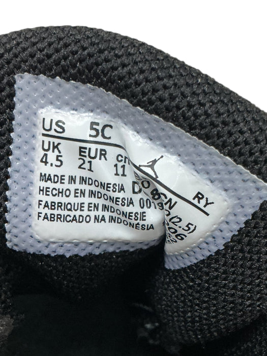 Tenis para bebè 5C (JORDAN)