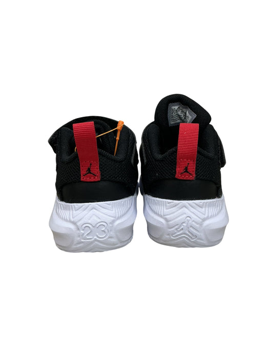 Tenis para bebè 5C (JORDAN)