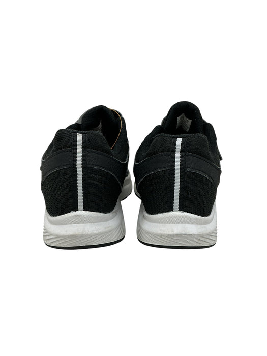 Tenis