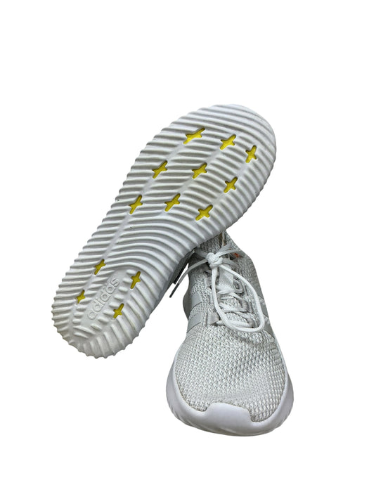 Tenis 8.5