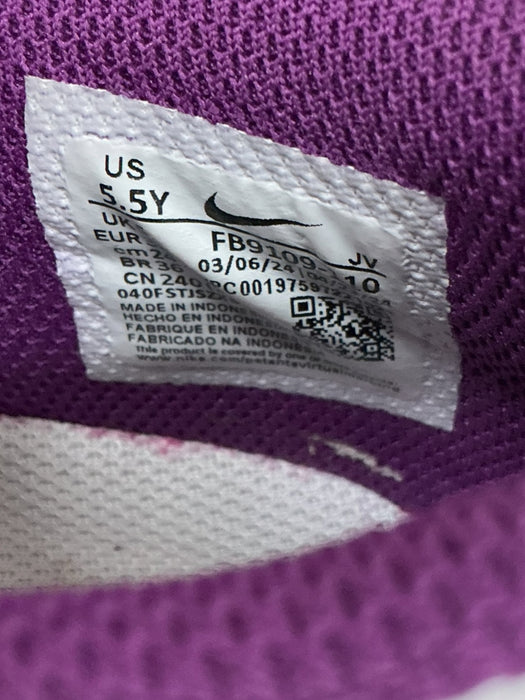 Tenis 5.5 (NIKE)