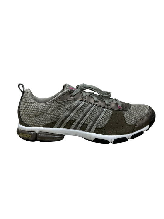 Tenis 8.5