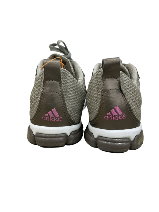 Tenis 8.5