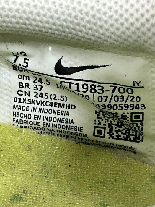 Tenis 7.5 (NIKE)