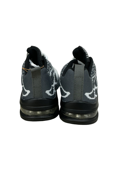 Tenis