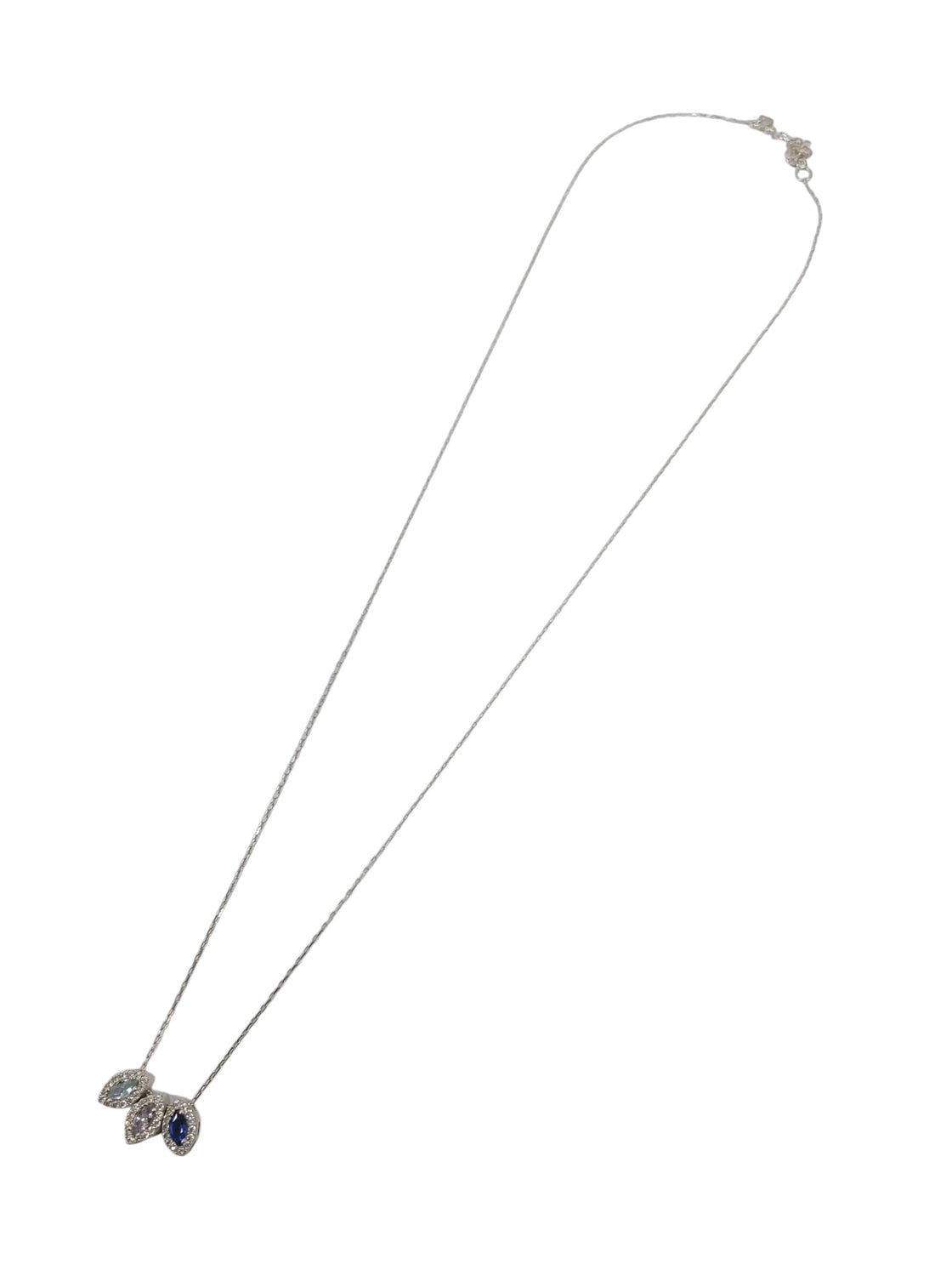 Collar de plata (925)