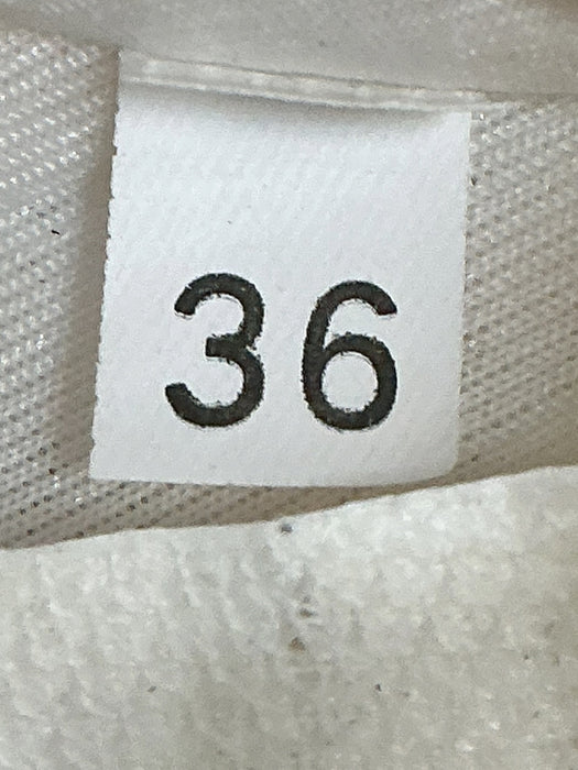 Tenis