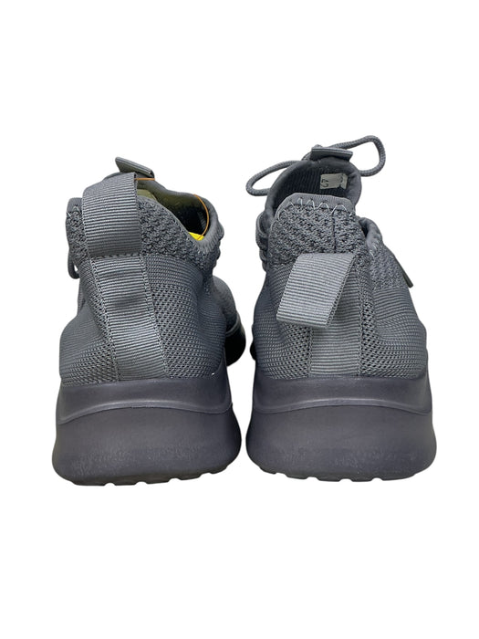 Tenis