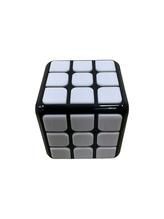 Cubo de juegos con luces