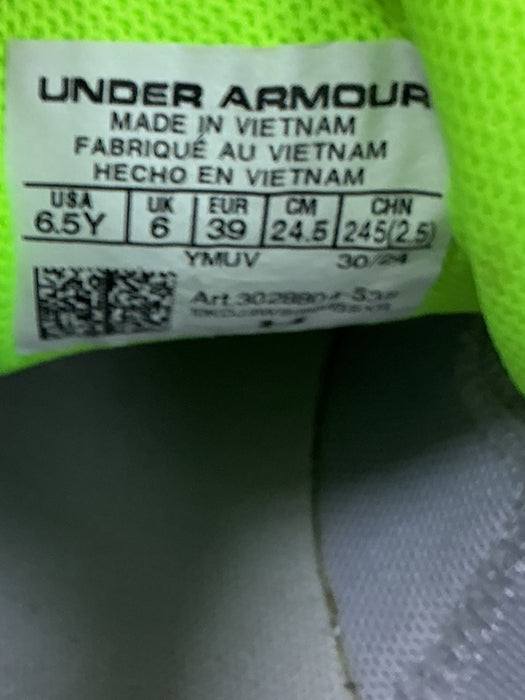 Tenis 6.5Y (UNDER ARMOUR)