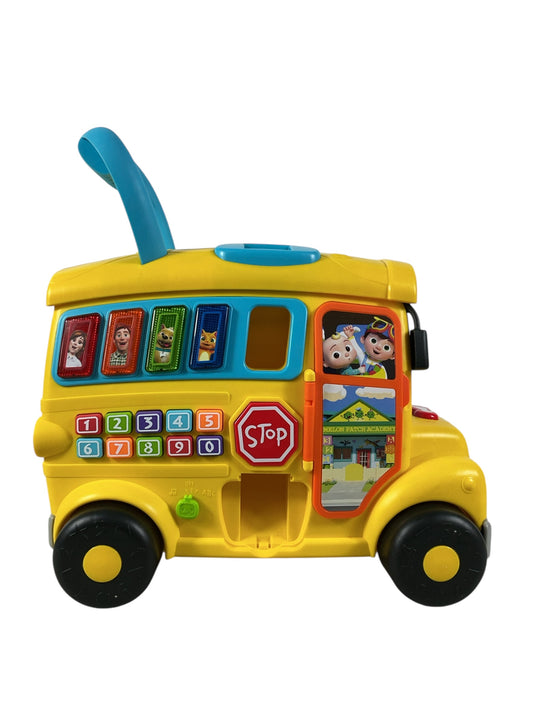 Autobús (COCOMELON)