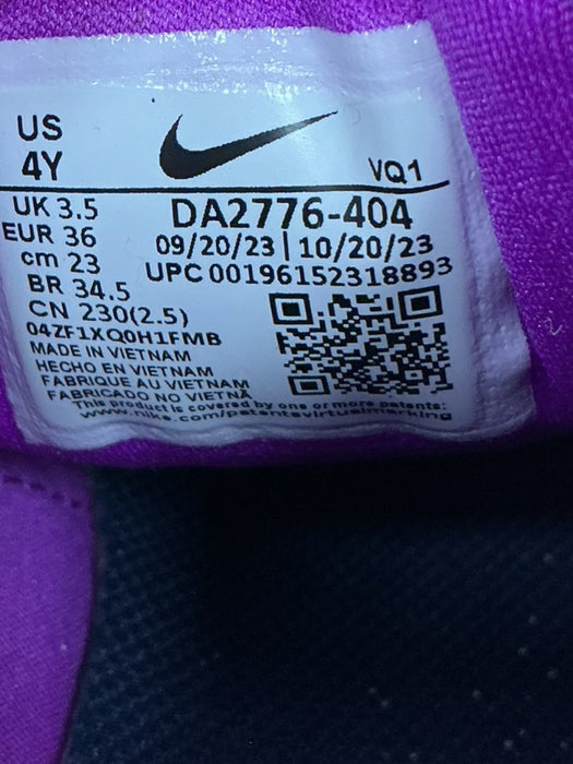Tenis 4Y (NIKE)