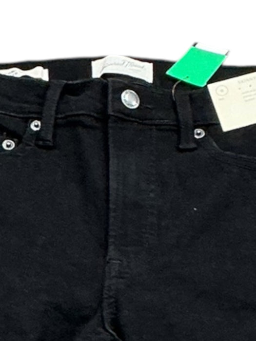 Pantalón 8 (UNIVERSAL THREAD)