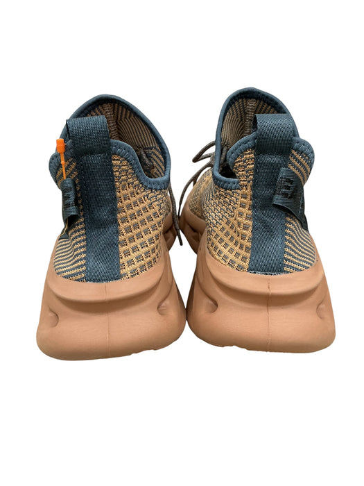 Tenis