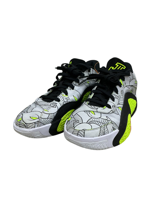 Tenis 5.5Y (JORDAN)