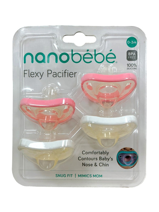 Set 4 chupetes Nanobébé Flexy Pacifier - vista frontal completa del empaque con logo