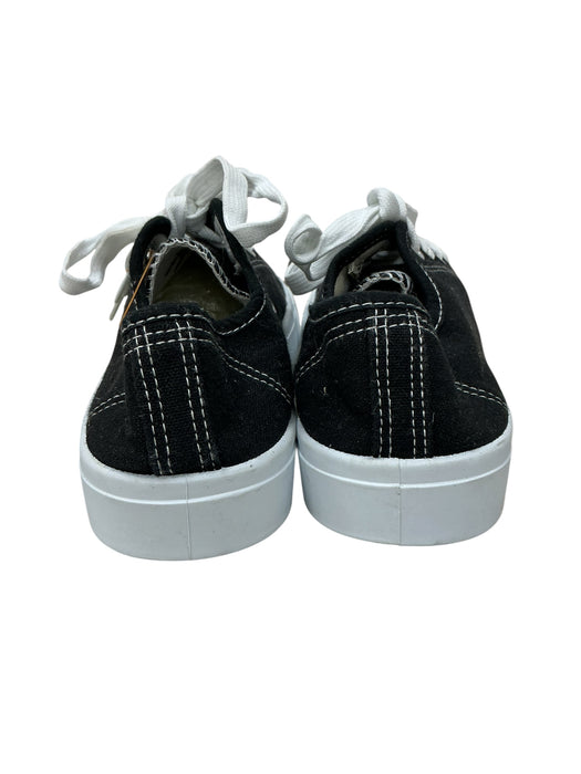 Tenis 8