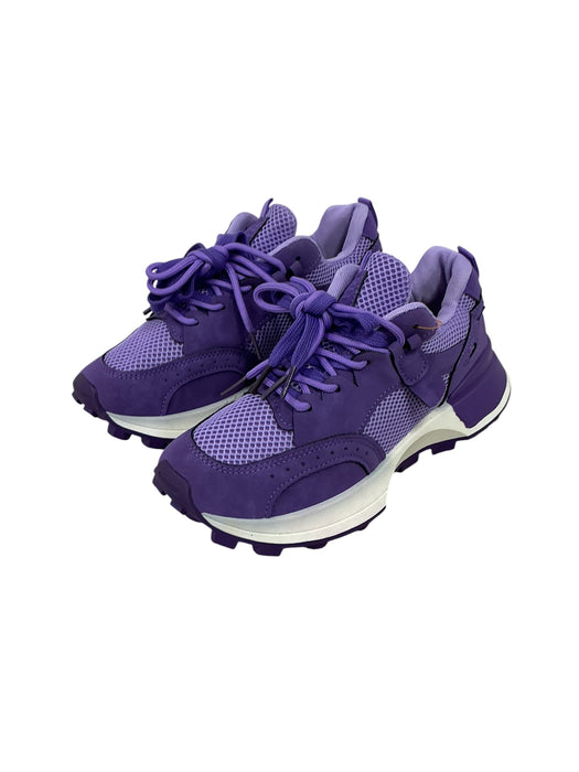 Tenis