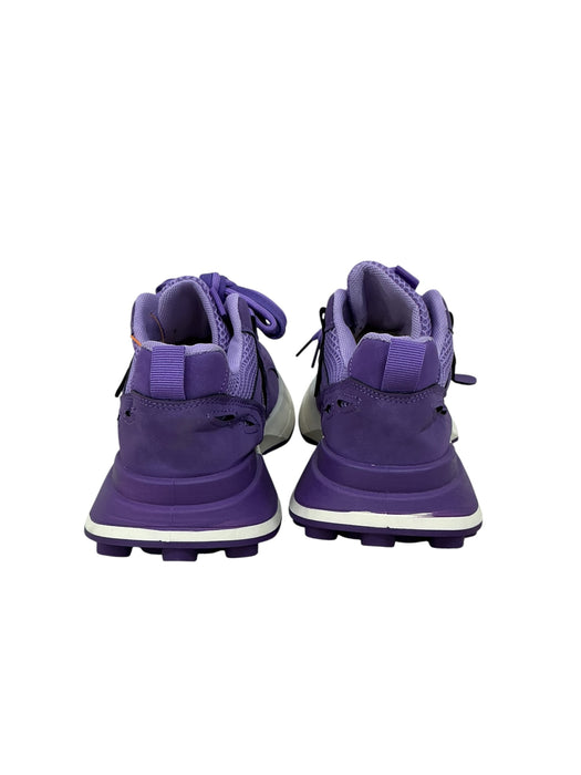 Tenis