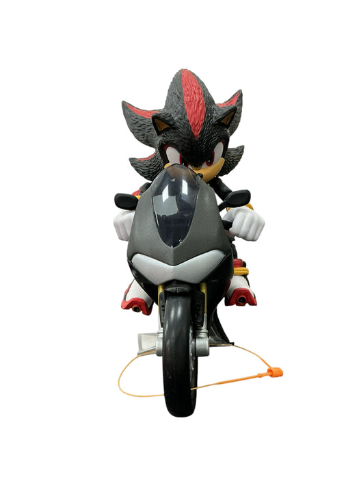 Shadow con motocicleta