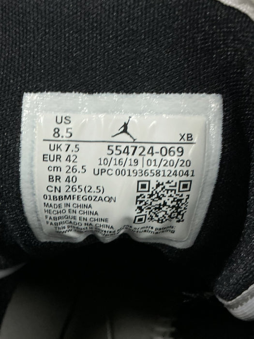 Tenis 8.5 (NIKE)