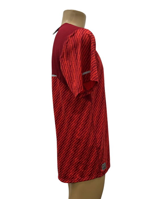 Playera L (RUSSELL)
