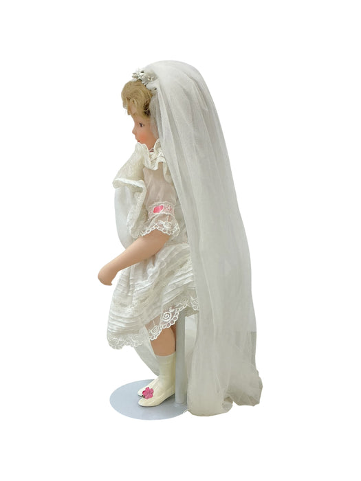 Playing Bride (THE HAMILTON COLLECTION)