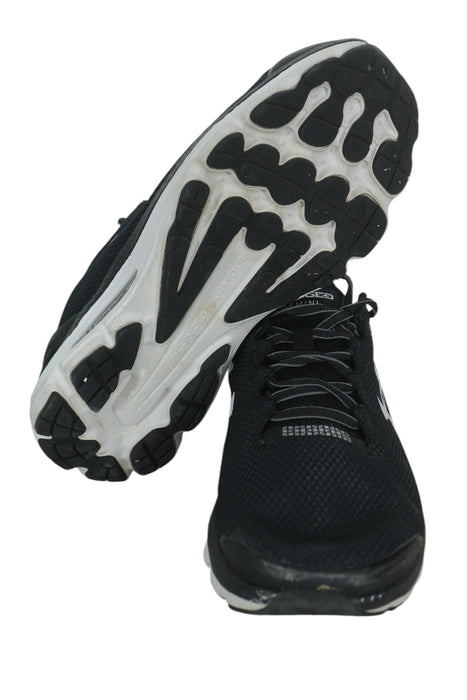 Tenis  9.5 (UNDER ARMOUR)