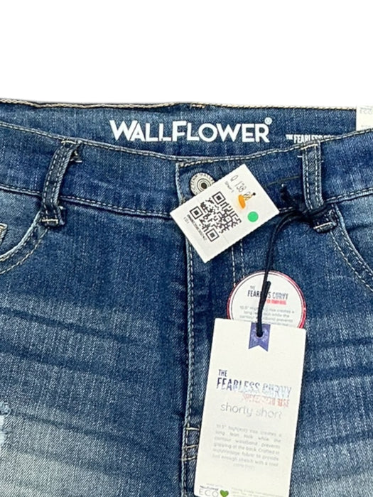 Short 9 (WALLFLOWER)