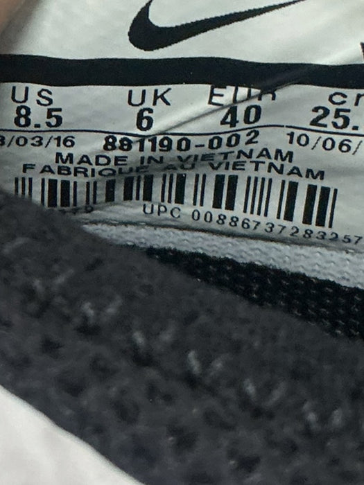 Tenis 8.5 (NIKE)