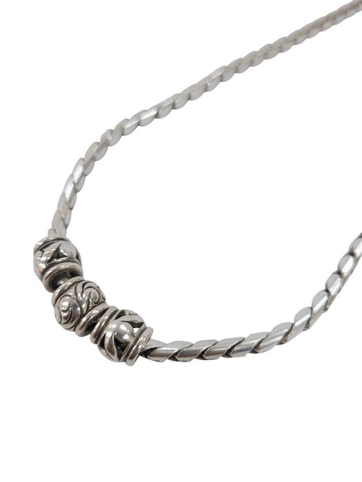 Collar de plata (925)