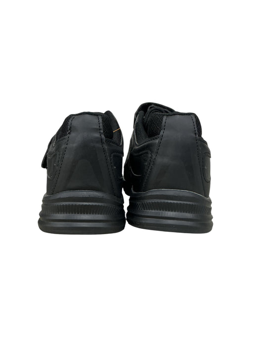 Tenis 8.5