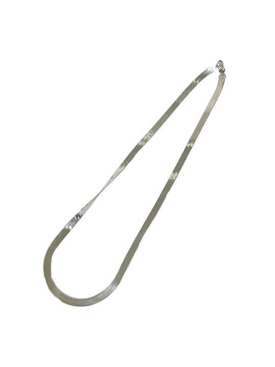 Collar de plata (925)