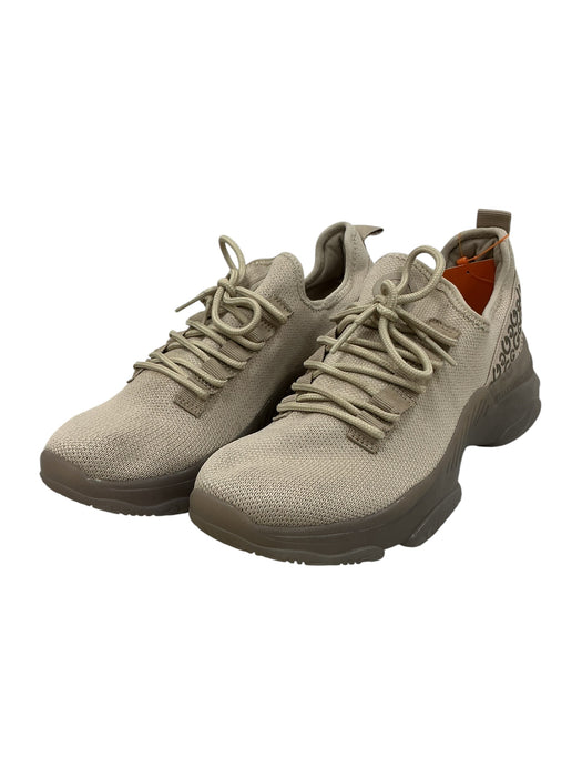 Tenis 8
