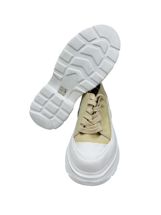Tenis