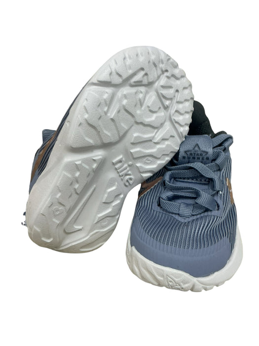Tenis para niña 4C  (NIKE)