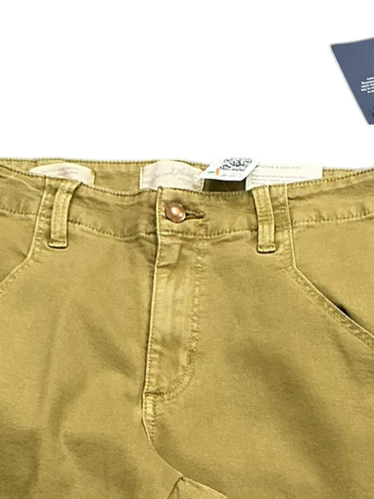 Pantalón 6 (UNIVERSAL THREAD)