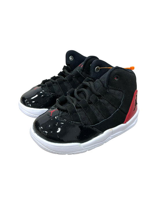 Tenis para bebé 5C (JORDAN)