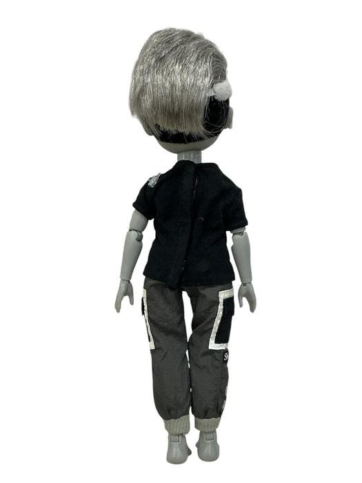 Shadow (MGA ENTERTAINMENT)
