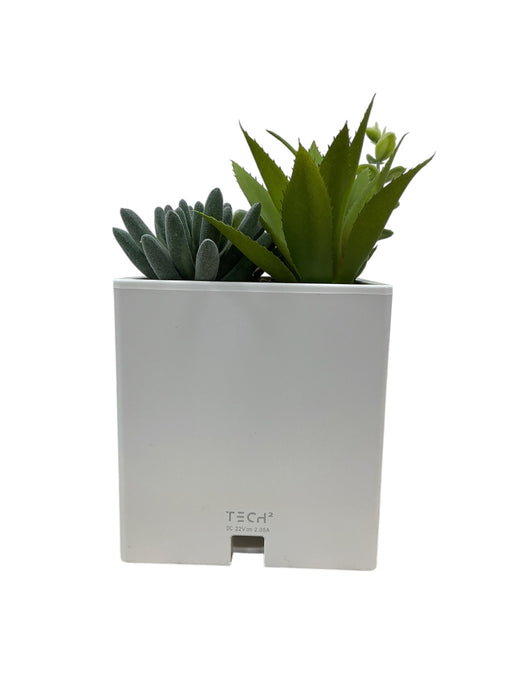 Cargador decorativo (TECH²)