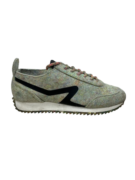 Tenis